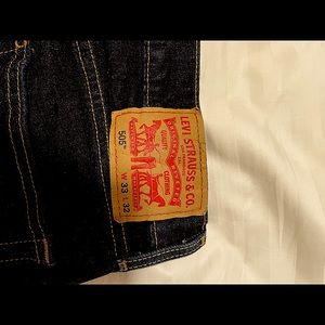 Mens Levi’s 505 Regular/Straight Leg - 33 x 32 Dark Indigo